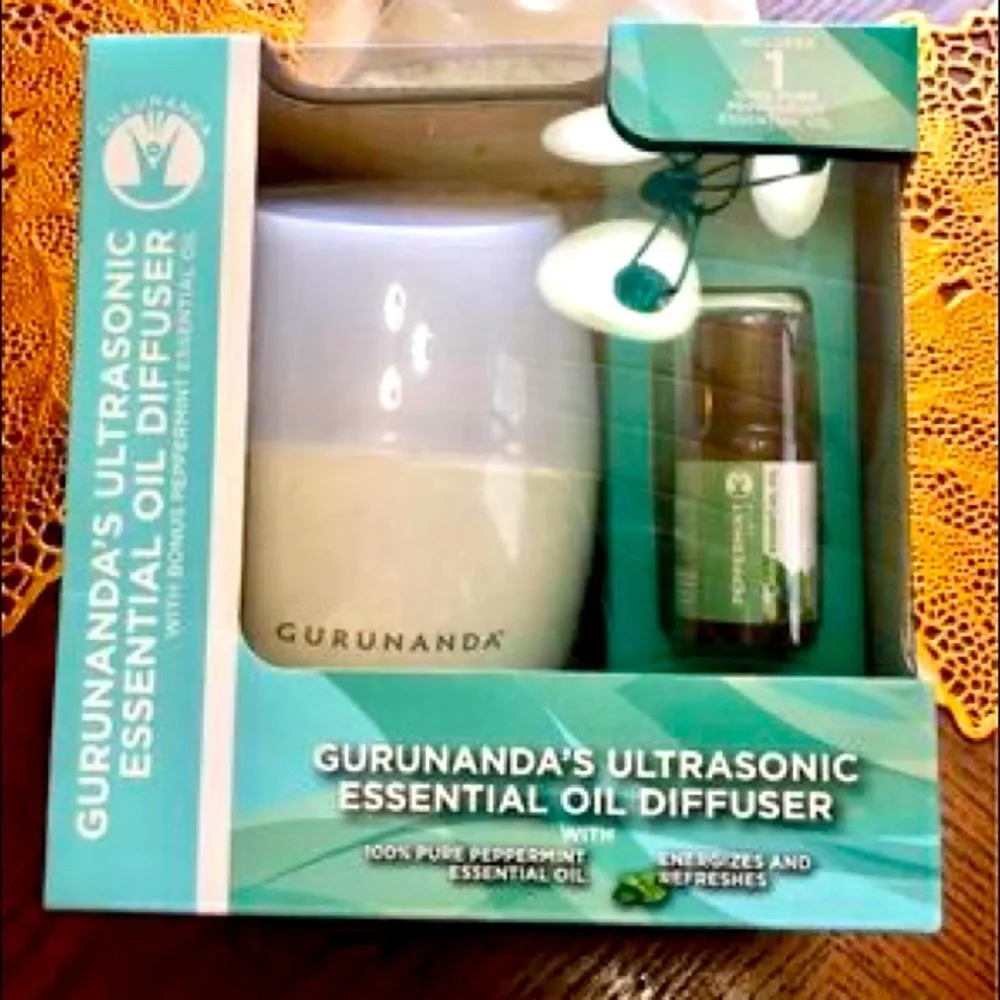 NEW - Diffuser Kit w/ peppermint oil